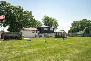 801 Memorial Dr, Calumet City, IL 60409 - Photo 43