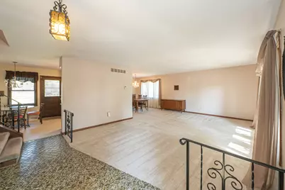 801 Memorial Drive, Calumet City, IL 60409 - Photo 11