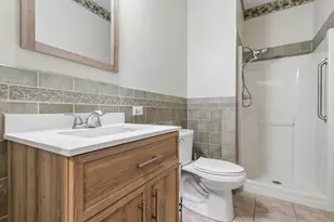 6831 Sunset Ave, Countryside, IL 60525 - Photo 15