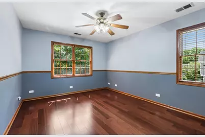 6831 Sunset Avenue, Countryside, IL 60525 - Photo 23