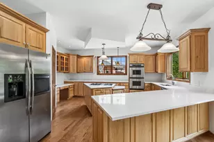 6831 Sunset Ave, Countryside, IL 60525 - Photo 11