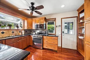 224 N Highland Ave, Elmhurst, IL 60126 - Photo 5