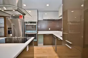 2437 W North Shore Ave, Chicago, IL 60645 - Photo 15