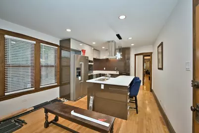 2437 W North Shore Avenue #2, Chicago, IL 60645 - Photo 19