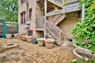 2437 W North Shore Ave, Chicago, IL 60645 - Photo 45