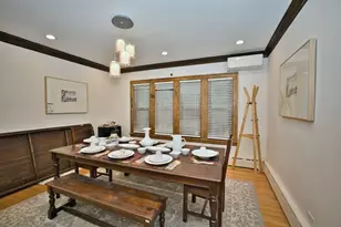 2437 W North Shore Ave, Chicago, IL 60645 - Photo 23