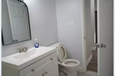 8660 Frontage Road, Morton Grove, IL 60053 - Photo 19