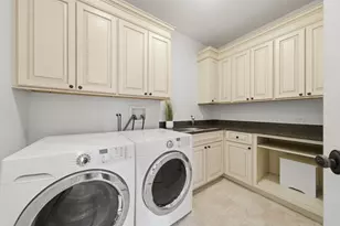920 Raleigh Rd, Glenview, IL 60025 - Photo 31