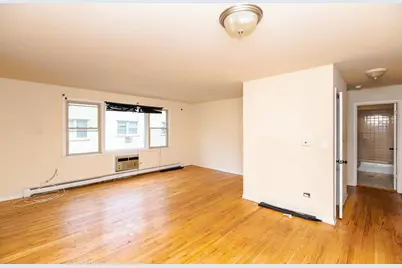 2007 W Touhy Avenue #207, Chicago, IL 60645 - Photo 3