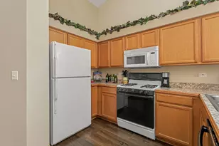 2824 Sun Valley Dr, Plainfield, IL 60586 - Photo 5