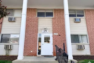 670 Marilyn Ave, Glendale Heights, IL 60139 - Photo 1