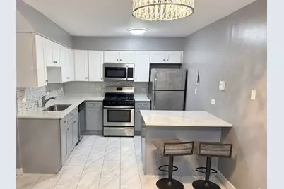670 Marilyn Avenue #203, Glendale Heights, IL 60139 - Photo 3