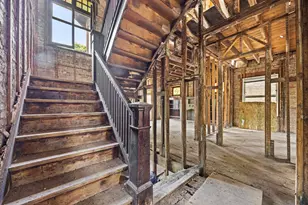 8012 S Elizabeth St, Chicago, IL 60620 - Photo 9