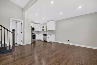 10818 S Plahm Court, Worth, IL 60482 - Photo 3
