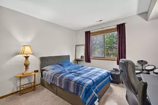 5350 Newport Dr, Lisle, IL 60532 - Photo 15