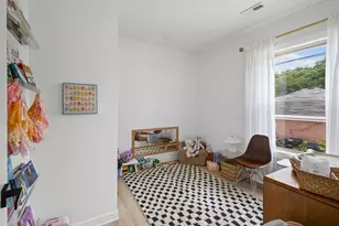 5144 N Kolmar Ave, Chicago, IL 60630 - Photo 17