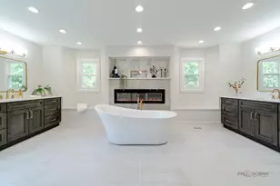 408 W Foxdale Ln, Arlington Heights, IL 60004 - Photo 23