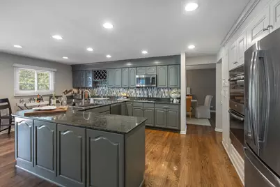 1180 Thorndale Lane, Lake Zurich, IL 60047 - Photo 11