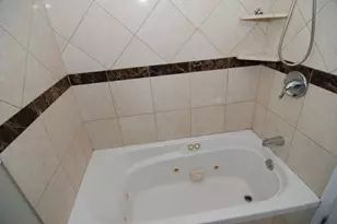 9311 Latrobe Ave, Skokie, IL 60077 - Photo 11