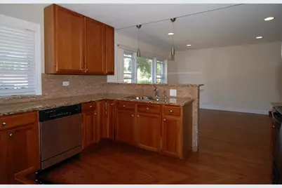 9311 Latrobe Avenue, Skokie, IL 60077 - Photo 3