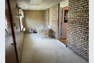 5330 W Melrose Street, Chicago, IL 60641 - Photo 13