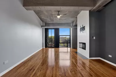 1000 W 15th Street #326, Chicago, IL 60608 - Photo 3