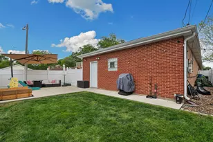 8900 S Utica Ave, Evergreen Park, IL 60805 - Photo 23