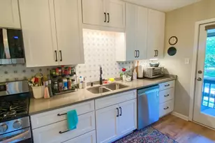 9241 Windsor Pkwy, Tinley Park, IL 60487 - Photo 11