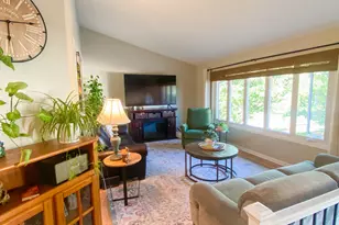 9241 Windsor Pkwy, Tinley Park, IL 60487 - Photo 5