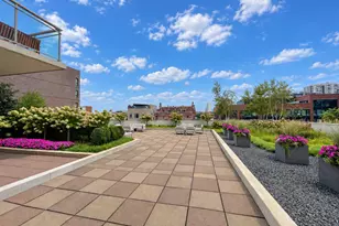 230 W Division St, Chicago, IL 60610 - Photo 19