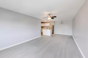 7854 S South Shore Dr, Chicago, IL 60649 - Photo 7