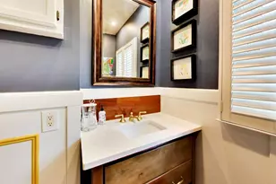 617 Clarence Ave, Oak Park, IL 60304 - Photo 19