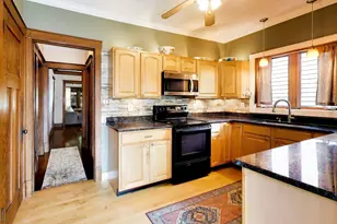 617 Clarence Ave, Oak Park, IL 60304 - Photo 9