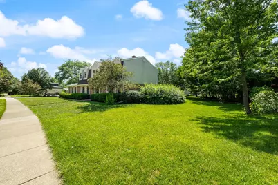 2218 N Williamsburg Street, Arlington Heights, IL 60004 - Photo 37