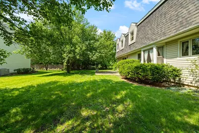 2218 N Williamsburg Street, Arlington Heights, IL 60004 - Photo 33