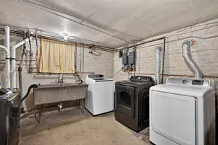 [Address not provided], Evanston, IL 60202 - Photo 15