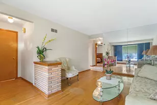 2146 N McVicker Ave, Chicago, IL 60639 - Photo 3