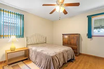 2146 N McVicker Avenue, Chicago, IL 60639 - Photo 9