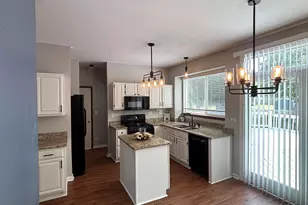 328 Barnaby Dr, Oswego, IL 60543 - Photo 5