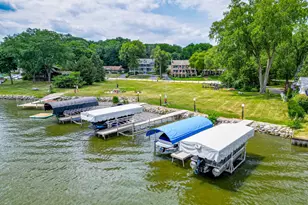 38 N Holly Ave, Fox Lake, IL 60020 - Photo 45