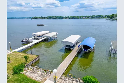 38 N Holly Avenue, Fox Lake, IL 60020 - Photo 43