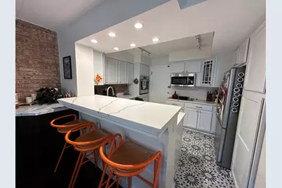 [Address not provided], Chicago, IL 60613 - Photo 5