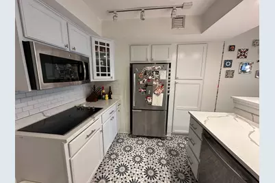 [Address not provided], Chicago, IL 60613 - Photo 7