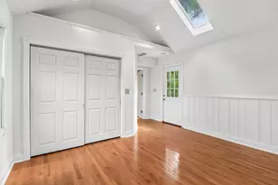 4811 Roslyn Rd, Downers Grove, IL 60515 - Photo 9