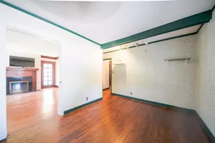 221 W Courtland St, Mundelein, IL 60060 - Photo 5