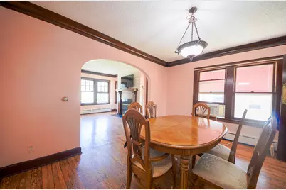 221 W Courtland Street, Mundelein, IL 60060 - Photo 7
