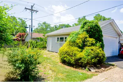 221 W Courtland Street, Mundelein, IL 60060 - Photo 23