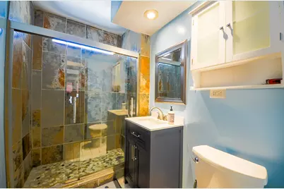 221 W Courtland Street, Mundelein, IL 60060 - Photo 13