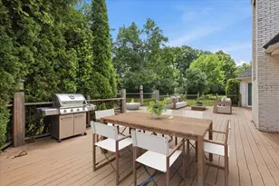 34 Robin Hood Ranch, Oak Brook, IL 60523 - Photo 17