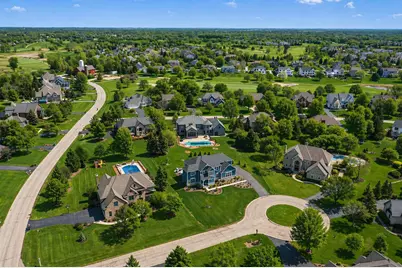 8402 Norman Court, Lakewood, IL 60014 - Photo 3